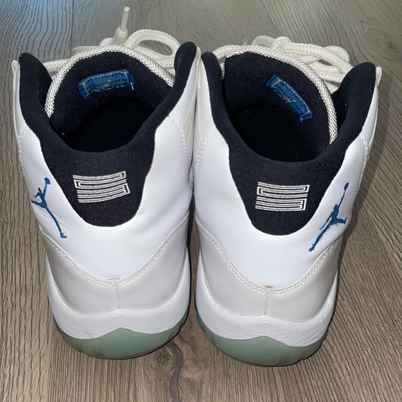 Jordan 11 "Legend Blue" - Picture 7 of 8